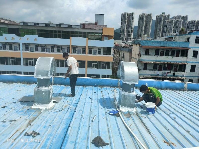 平邑钢结构屋面涂料维修方法